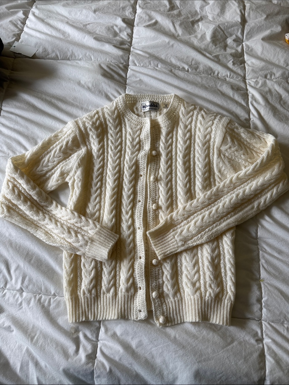 100% wool vintage white ivory cable knit grandma style cardigan
